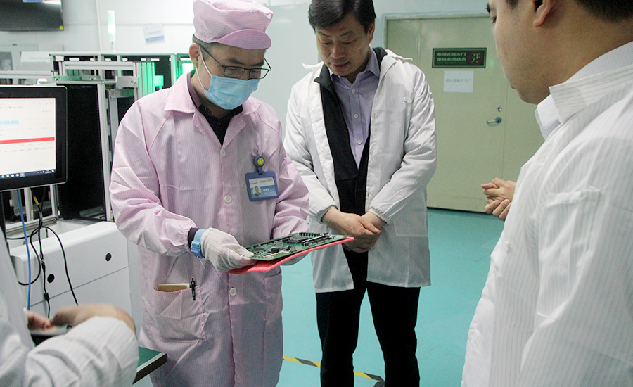 熱烈歡迎家鄉領(lǐng)導——監利市新溝鎮黨委書(shū)記劉軍一行 蒞臨我司視察指導工作 熱烈歡迎家鄉領(lǐng)導——監利市新溝鎮黨委書(shū)記劉軍一行 蒞臨我司視察指導工作